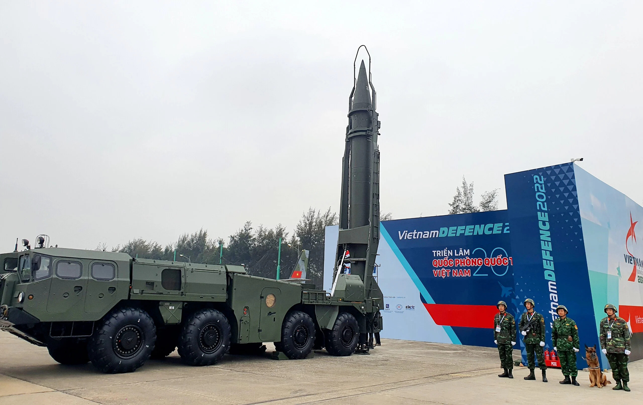 Kéo dài thời gian mở Triển lãm quốc phòng Việt Nam 2024