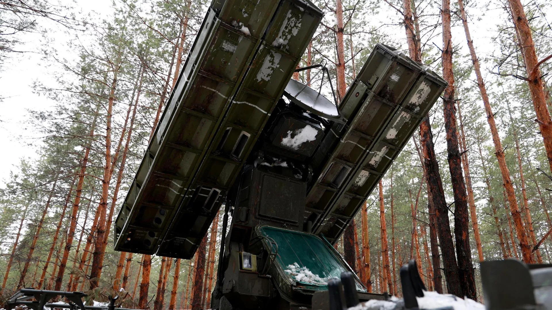 Phòng không Nga bắn hạ 22 tên lửa Ukraine