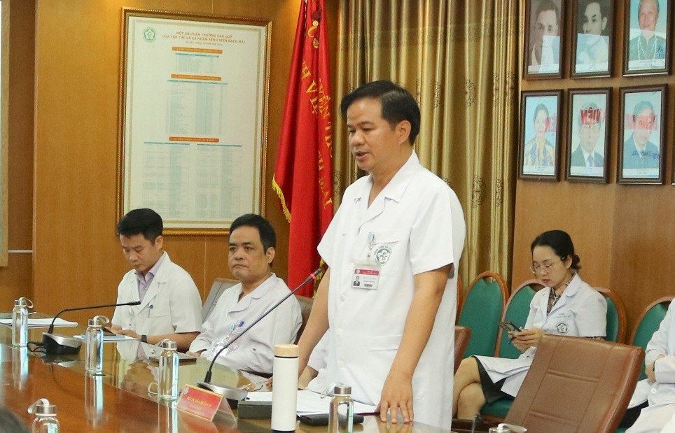 Giám đốc Bệnh viện Bạch Mai thông tin sức khỏe nữ sinh vỡ tim sau tai nạn