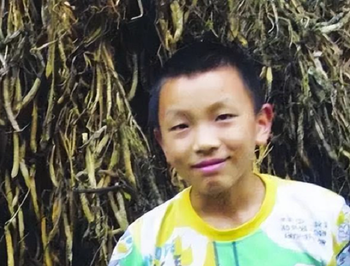 Cuộc đời tuột dốc của thần đồng 2 tuổi đọc thơ lưu loát, 13 tuổi vào đại học