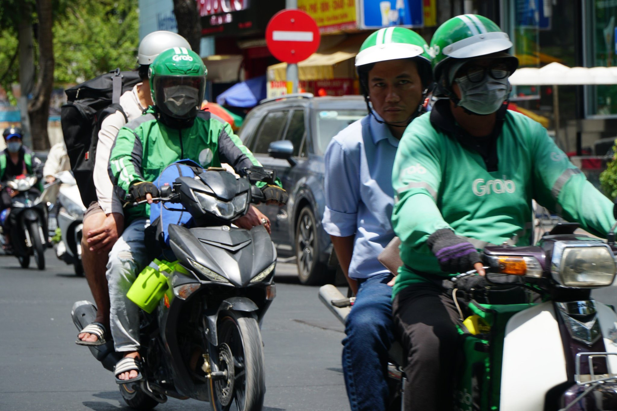 Dự báo thời tiết TP.HCM hôm nay 27/3: Nắng nóng, chỉ số UV ở mức gây hại cao