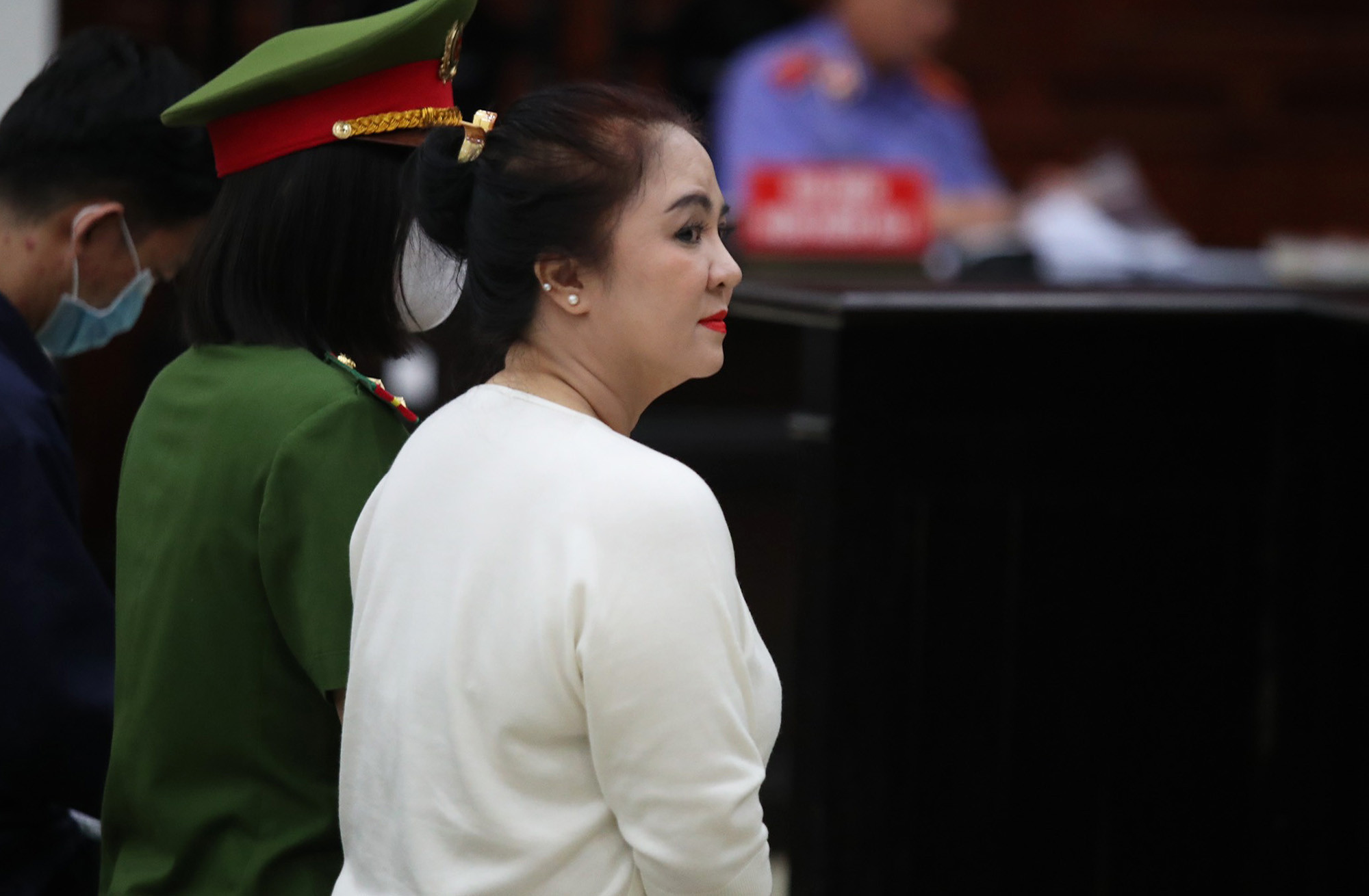 Xử phúc thẩm vụ án liên quan Nguyễn Phương Hằng: Bác đề nghị đổi thẩm phán