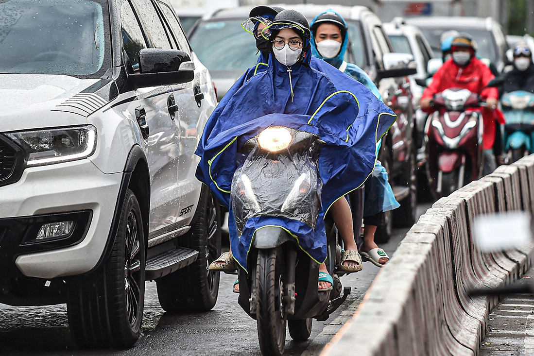 Miền Bắc giảm nhiệt, cục bộ mưa to