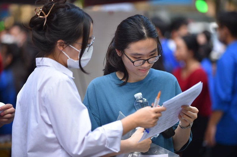 Nhiều trường đại học dự kiến tăng học phí, có nơi lên tới trăm triệu/năm