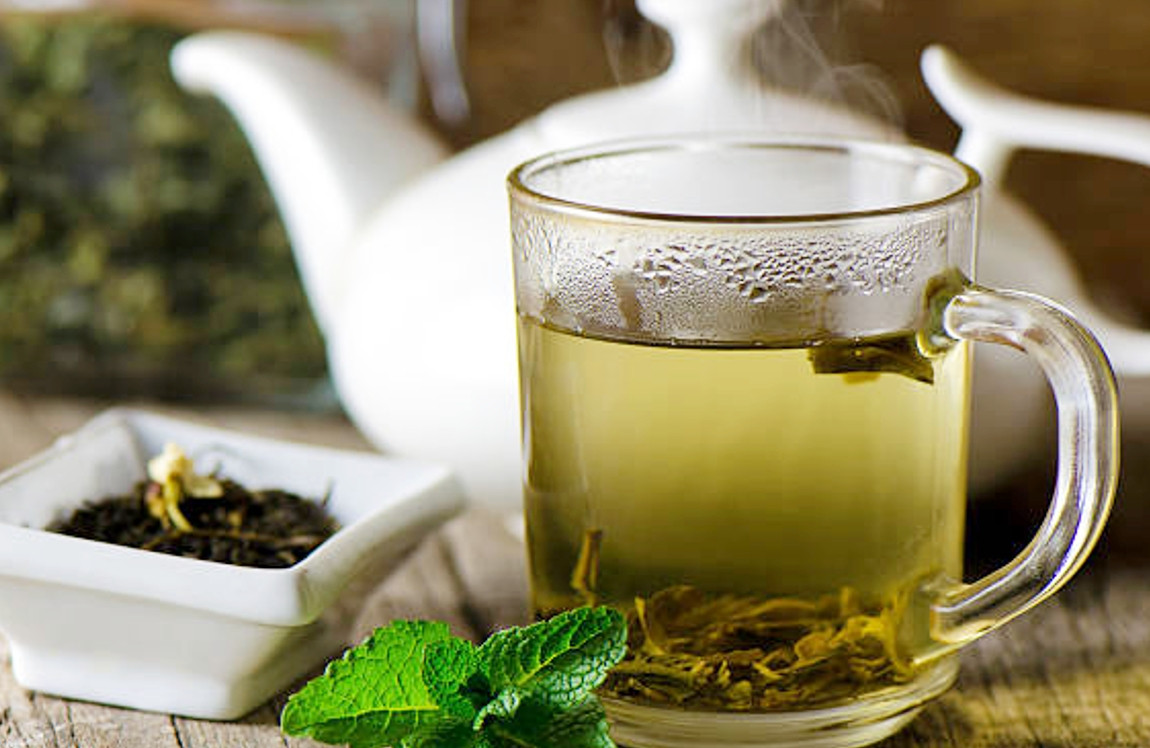 Uống trà và cà phê cùng lúc có tốt?