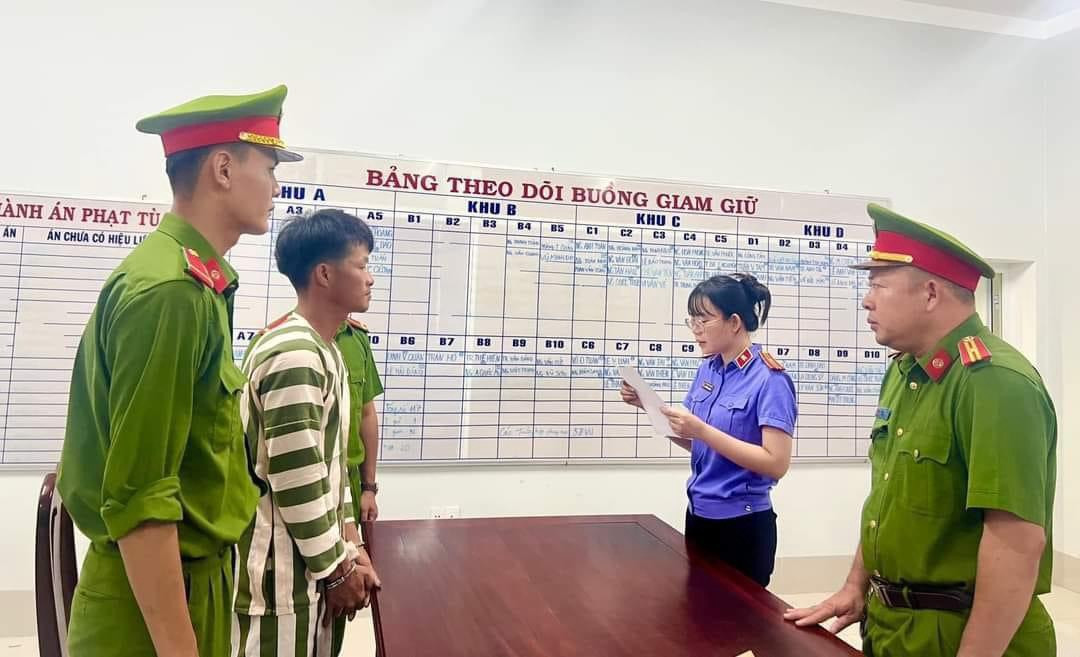 Bà Rịa - Vũng Tàu: Khởi tố kẻ ném gạch, cầm dao uy hiếp CSGT 