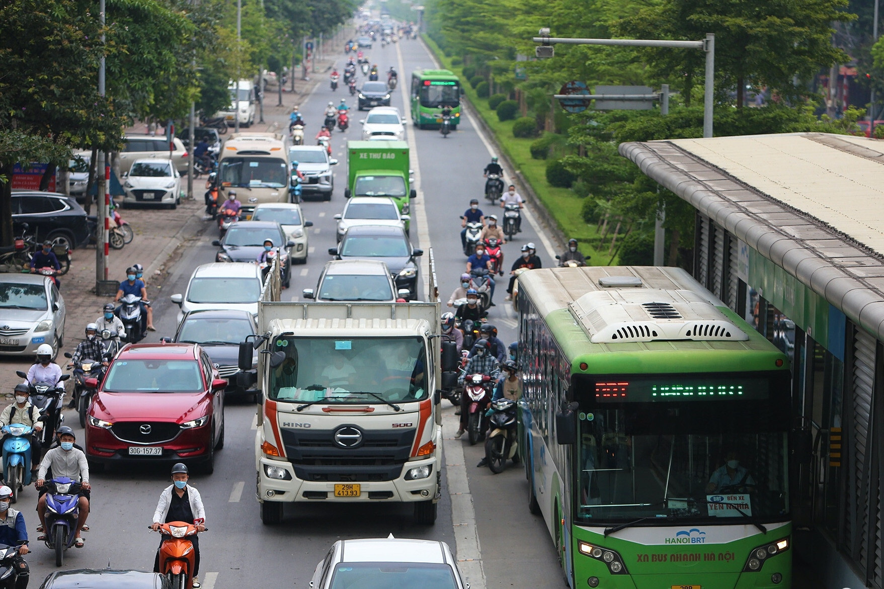 Buýt nhanh BRT Hà Nội từ ngày lăn bánh đến khi bị đề xuất 'khai tử'