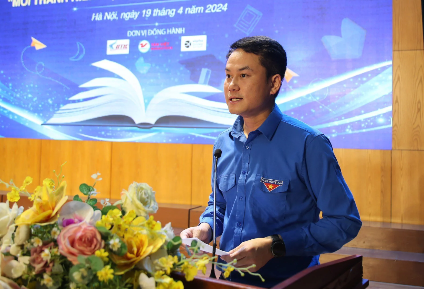 Phát động cuộc thi viết 'Trang sách thay đổi đời tôi' 2024