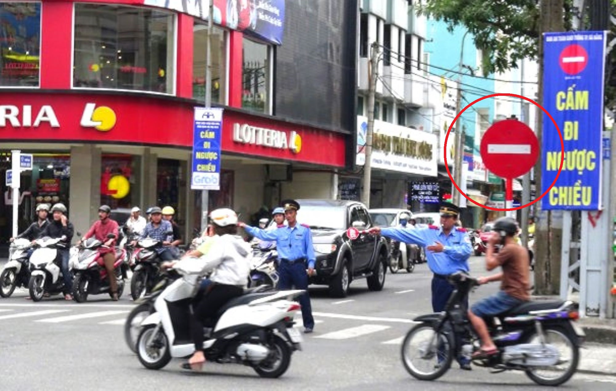 Biển báo cấm đi ngược chiều