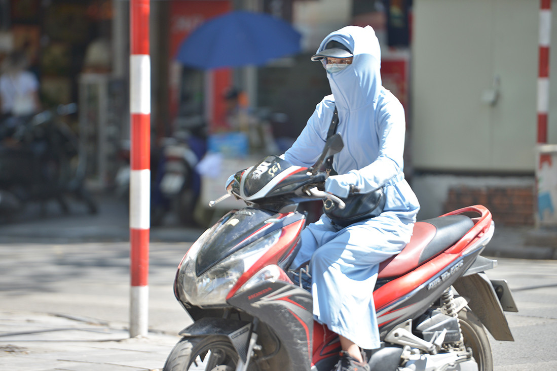 Dự báo thời tiết ngày 27/4: Oi nóng bao trùm cả nước, có nơi vượt 41 độ C