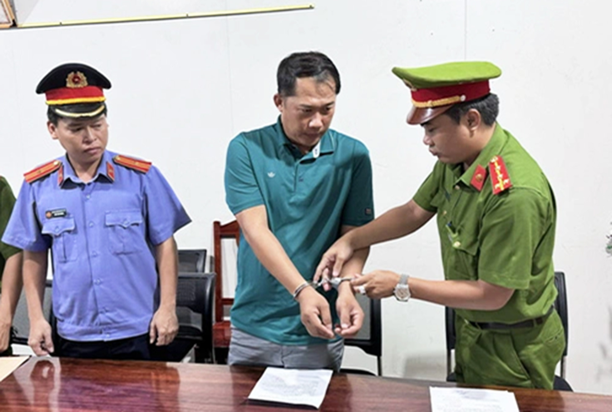 Cựu Chủ tịch xã ở Phú Quốc nhận hối lộ ô tô và hơn 5 tỷ đồng