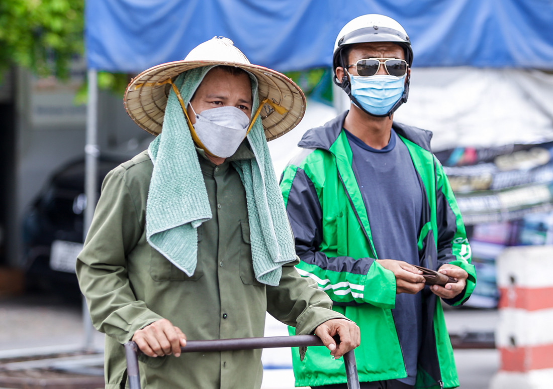 Cả nước nắng nóng 'đổ lửa' trong ngày đầu kỳ nghỉ lễ, có nơi vượt 42 độ C