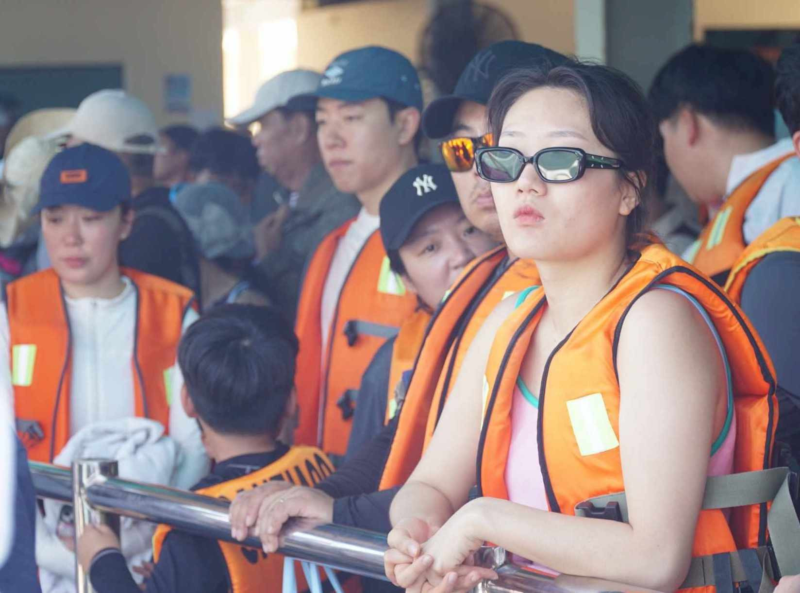 Các điểm tham quan, vui chơi ở Nha Trang đông nghịt trong ngày nghỉ lễ thứ hai