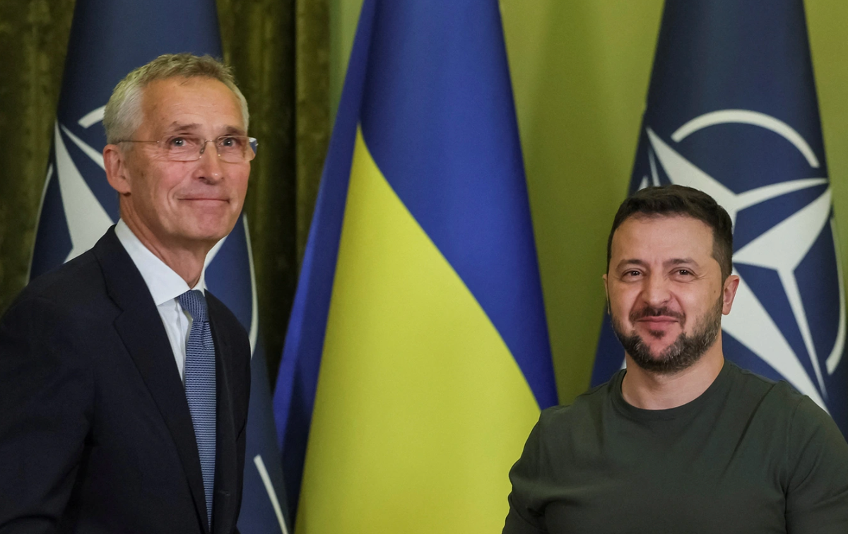 Tổng thống  Zelensky: Ukraine không thể gia nhập NATO khi còn chiến tranh