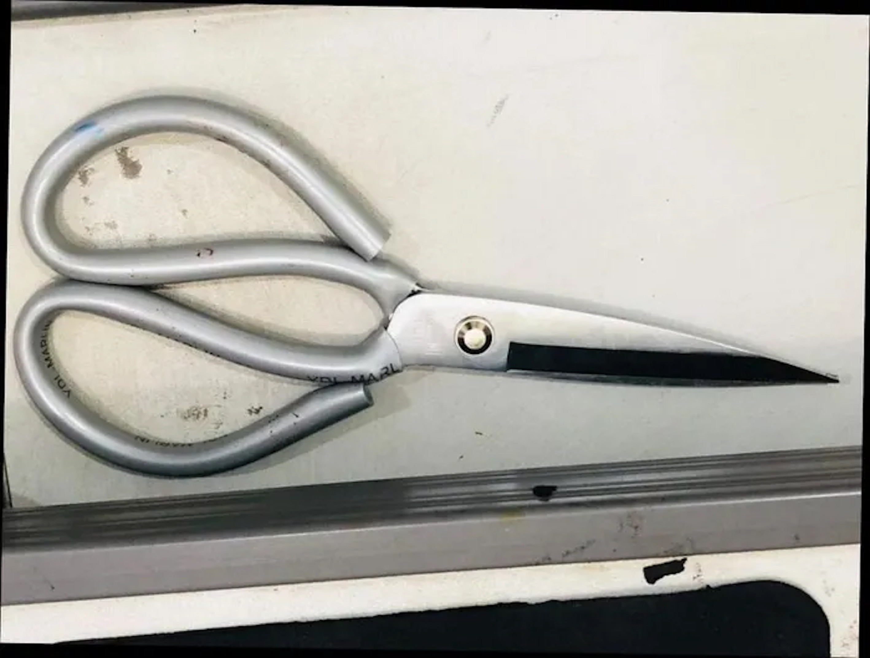 Vì sao nghi phạm đâm Phó Chánh án trọng thương không bị bắt khi toà tuyên án?