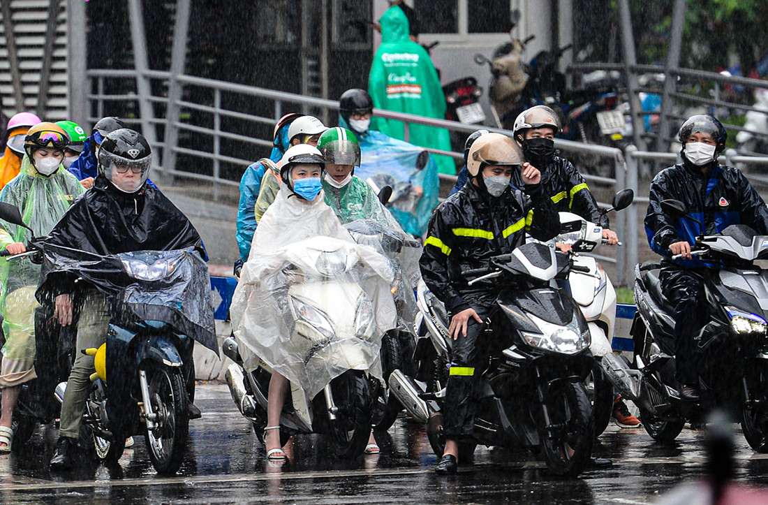 Dự báo thời tiết ngày mai 4/5: Miền Bắc mưa dông