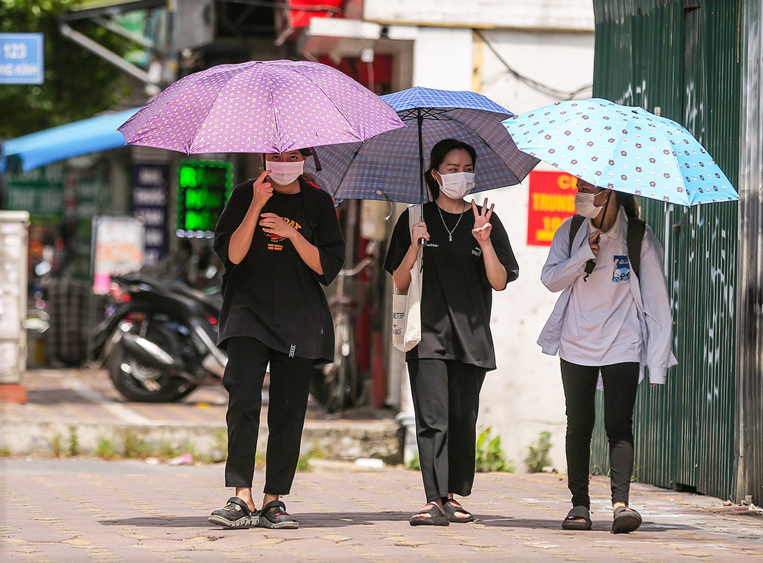 Đợt nắng nóng diện rộng từ miền Trung trở vào kéo dài đến khi nào?