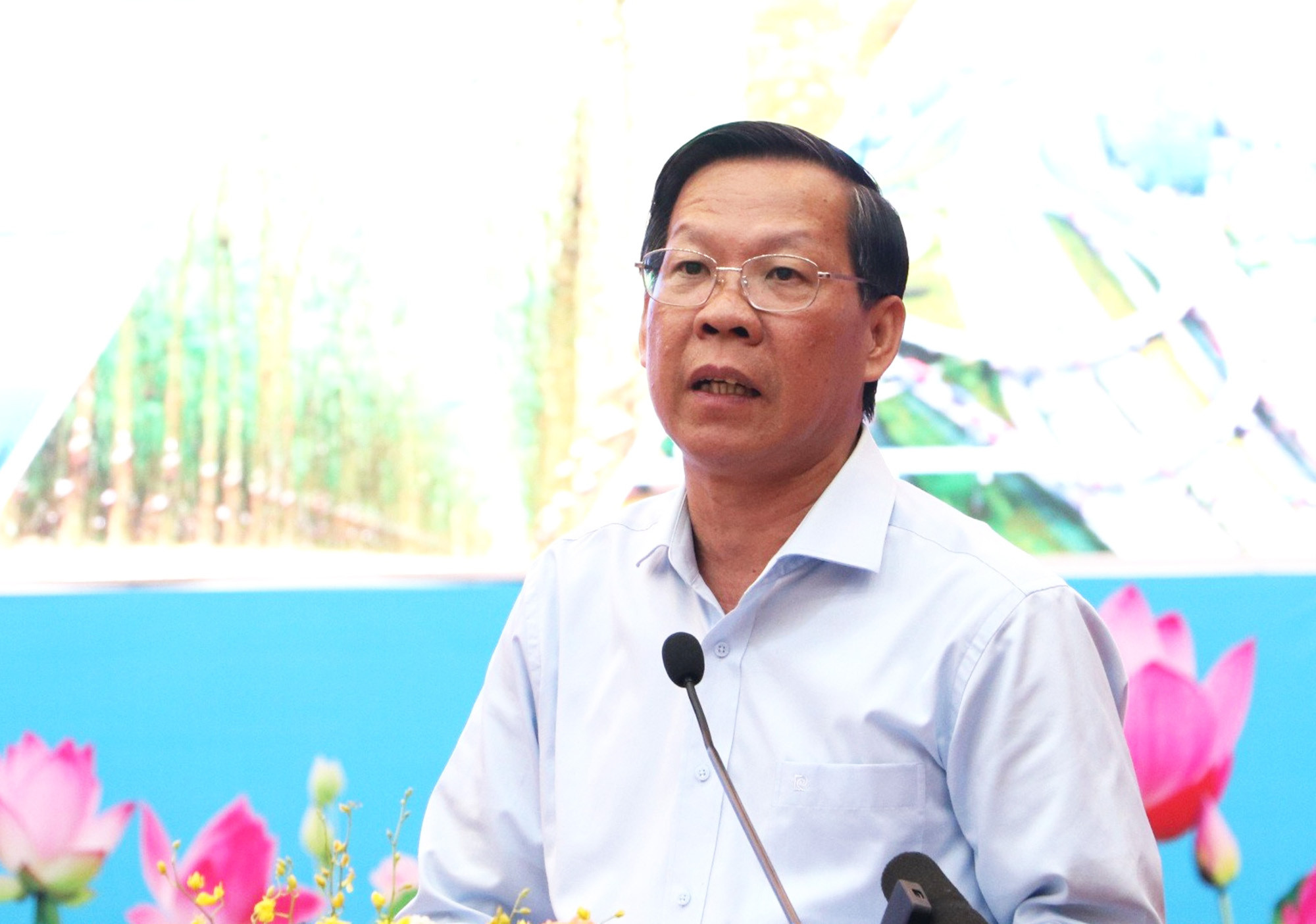 Chủ tịch TP.HCM kiến nghị xây dựng cơ chế, chính sách đặc thù dự án Vành đai 4 