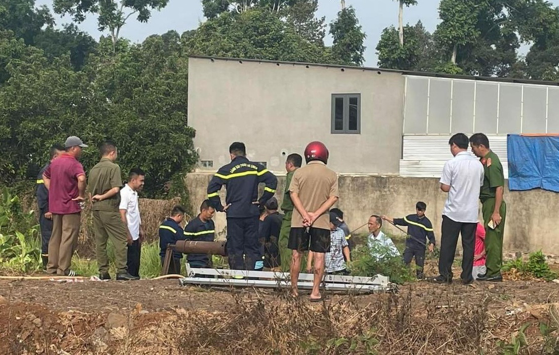 Đồng Nai: Tìm thấy thi thể bé 8 tuổi dưới giếng sau 3 ngày mất tích