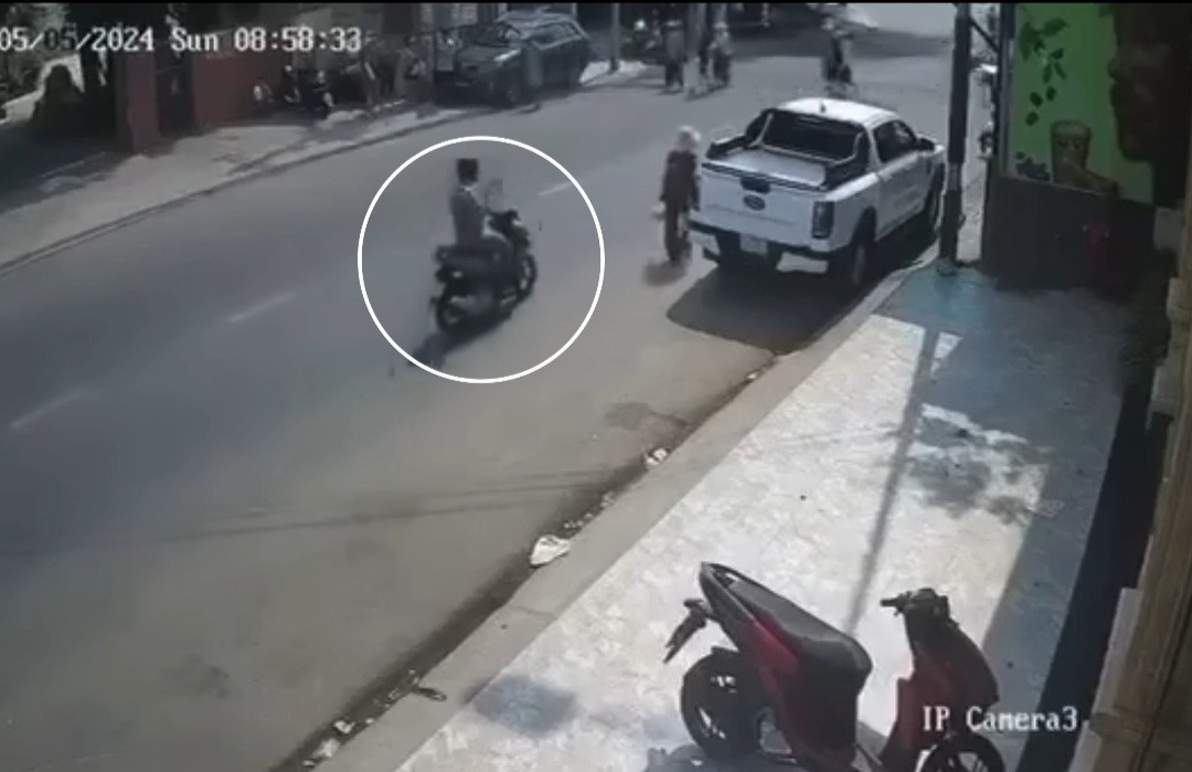 Bắt kẻ dùng tuýp sắt đánh 5 người đi đường thương vong ở Nha Trang