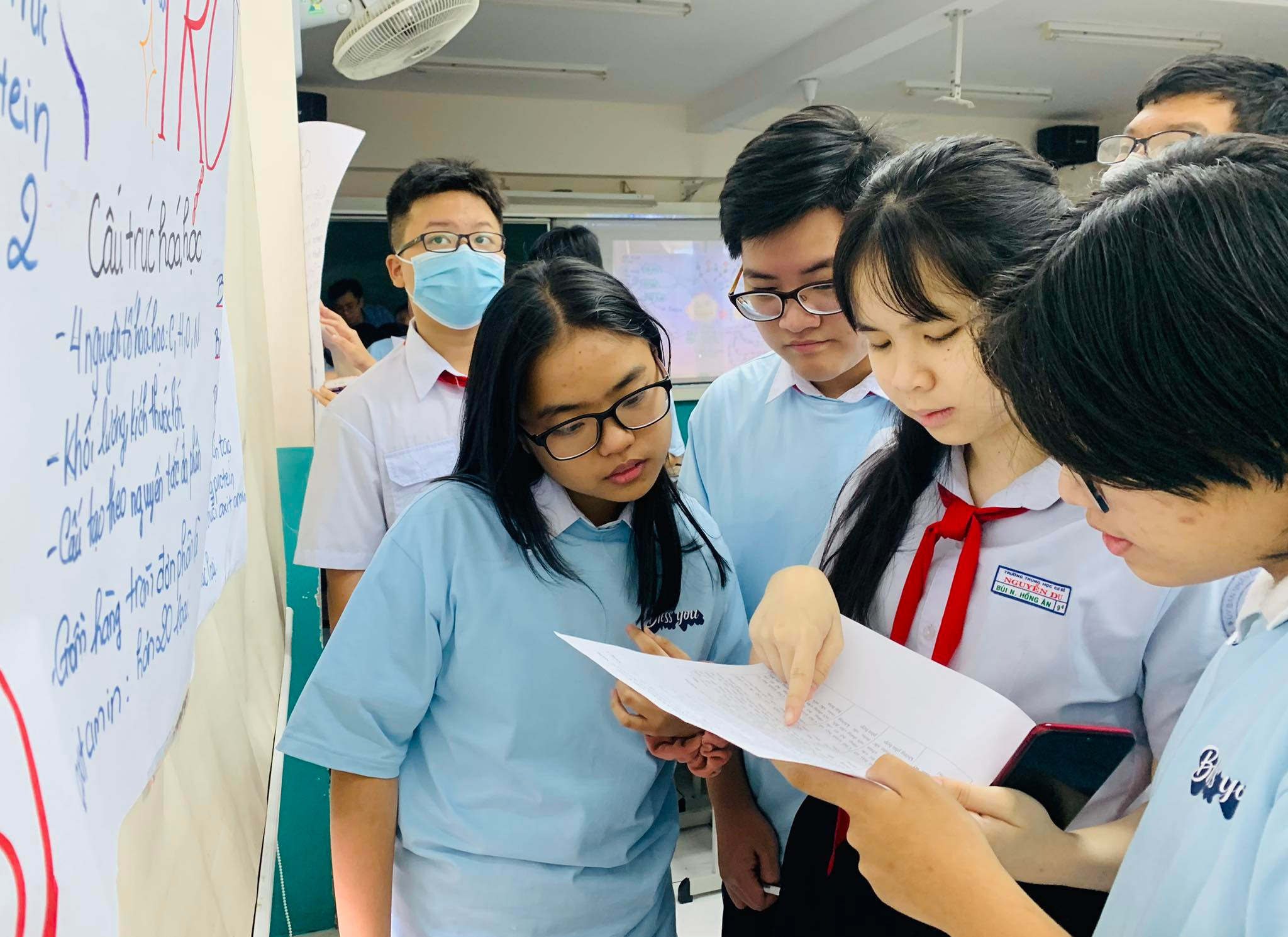 TP.HCM đề xuất hỗ trợ cấp THCS 421 tỷ đồng học phí trong năm học mới 