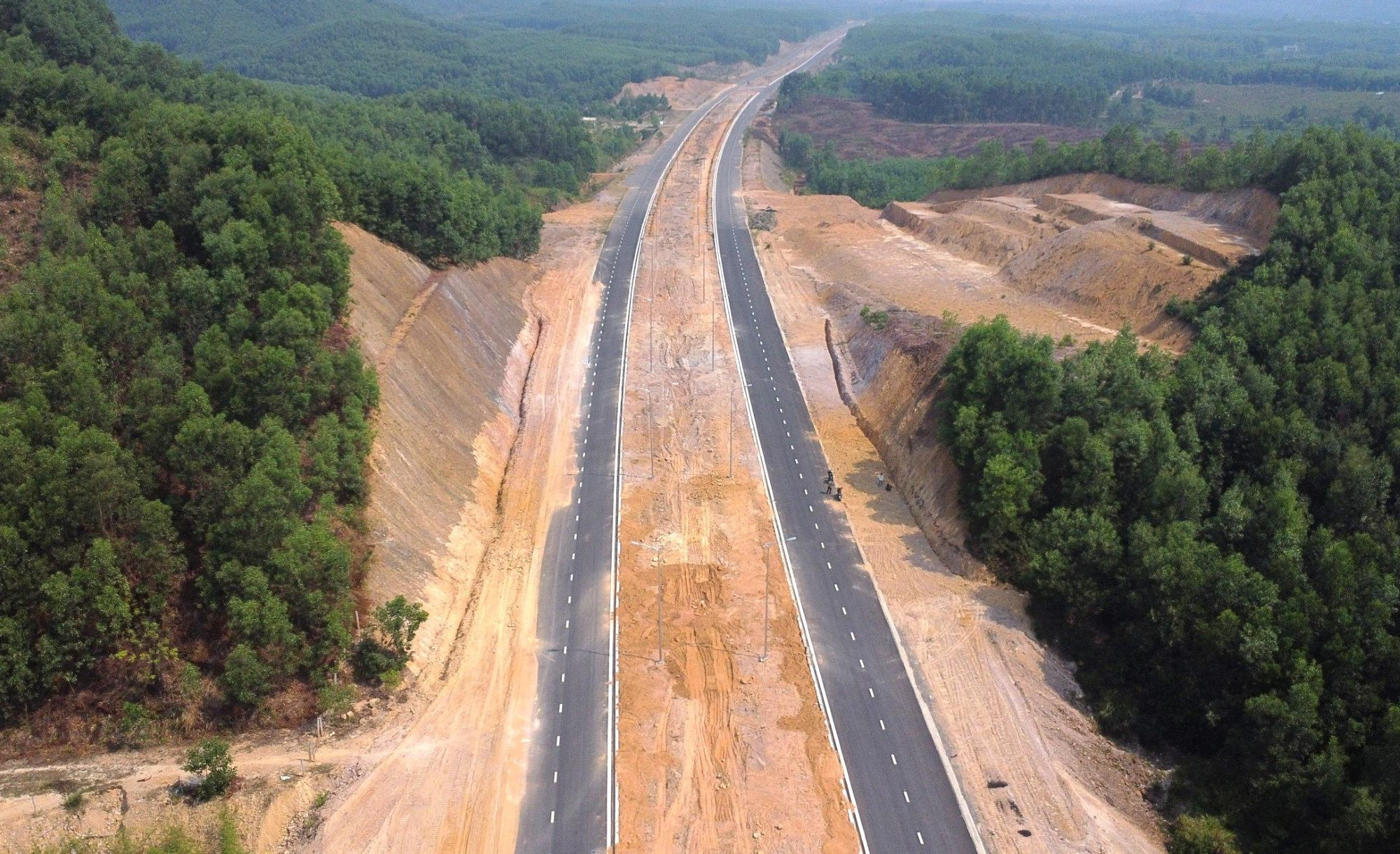 Đường gần 1.500 tỷ đồng ở Đà Nẵng thông xe sau nhiều lần trễ hẹn