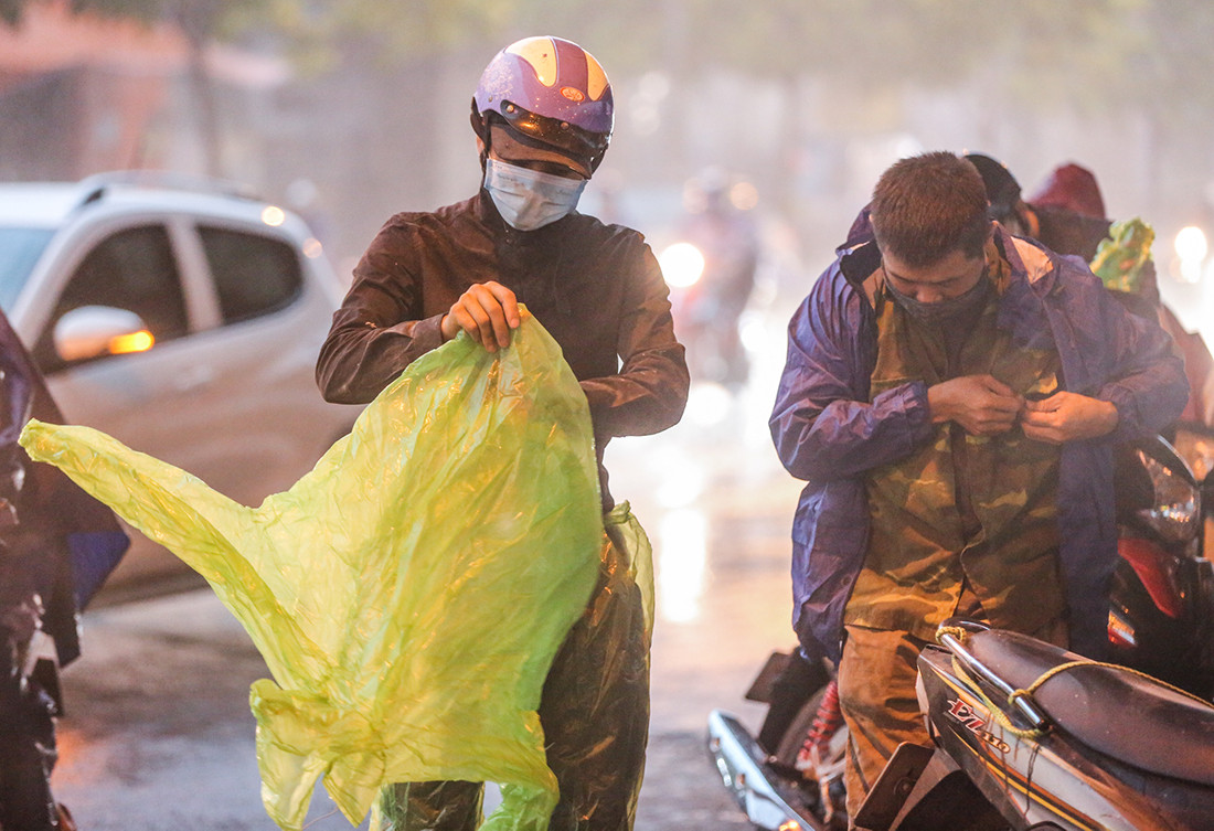 Dự báo thời tiết ngày 14/5: Bắc Bộ, Bắc Trung Bộ có mưa dông, Nam Bộ nắng nóng