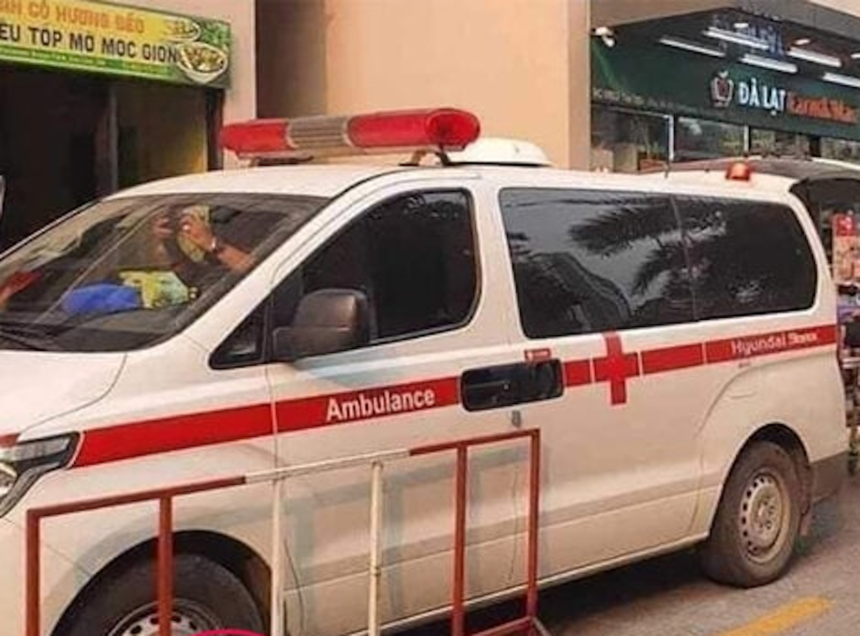 Xe cứu thương làm nhiệm vụ có được đi quá tốc độ?