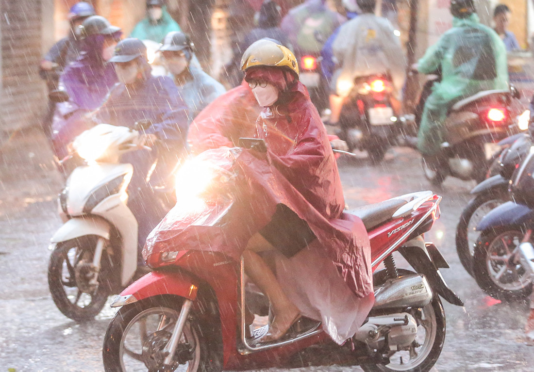 Dự báo thời tiết ngày mai 15/5: Bắc Bộ hứng mưa lớn, có nơi trên 120mm