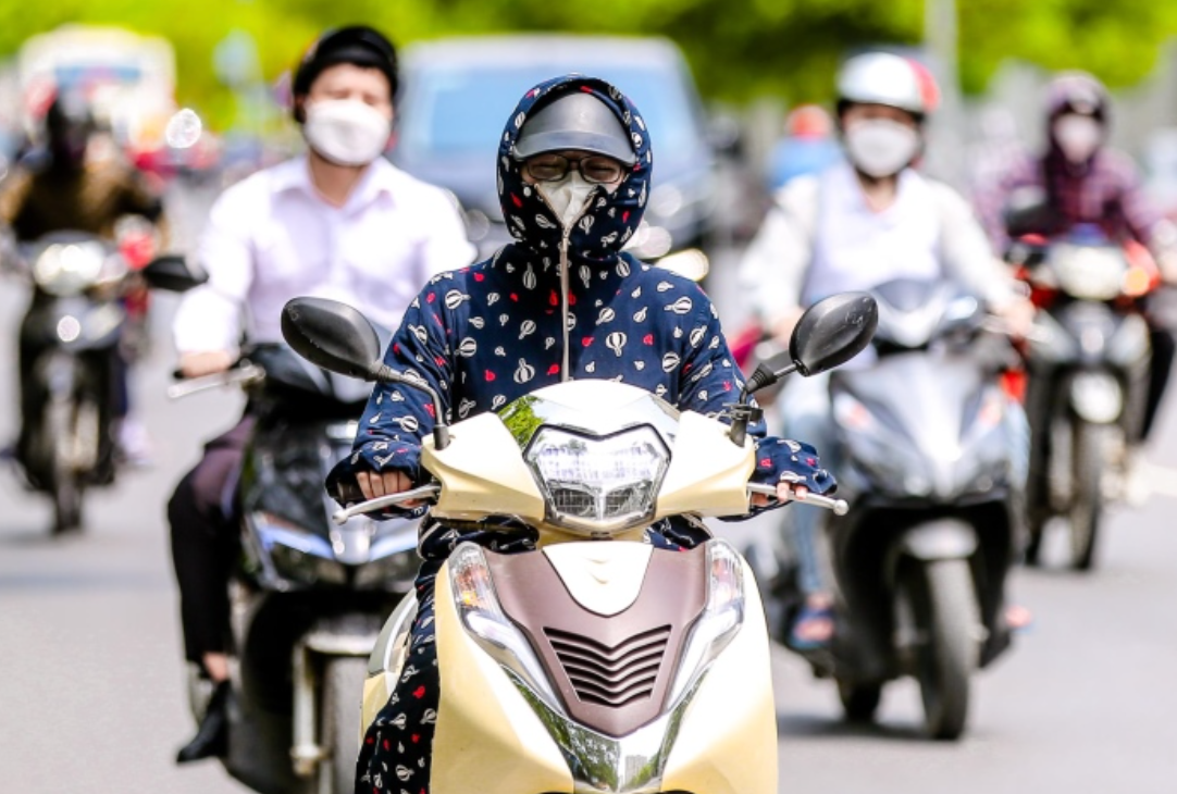 Dự báo thời tiết TP.HCM hôm nay 14/5: Nắng nóng, nền nhiệt cao nhất 36 độ C