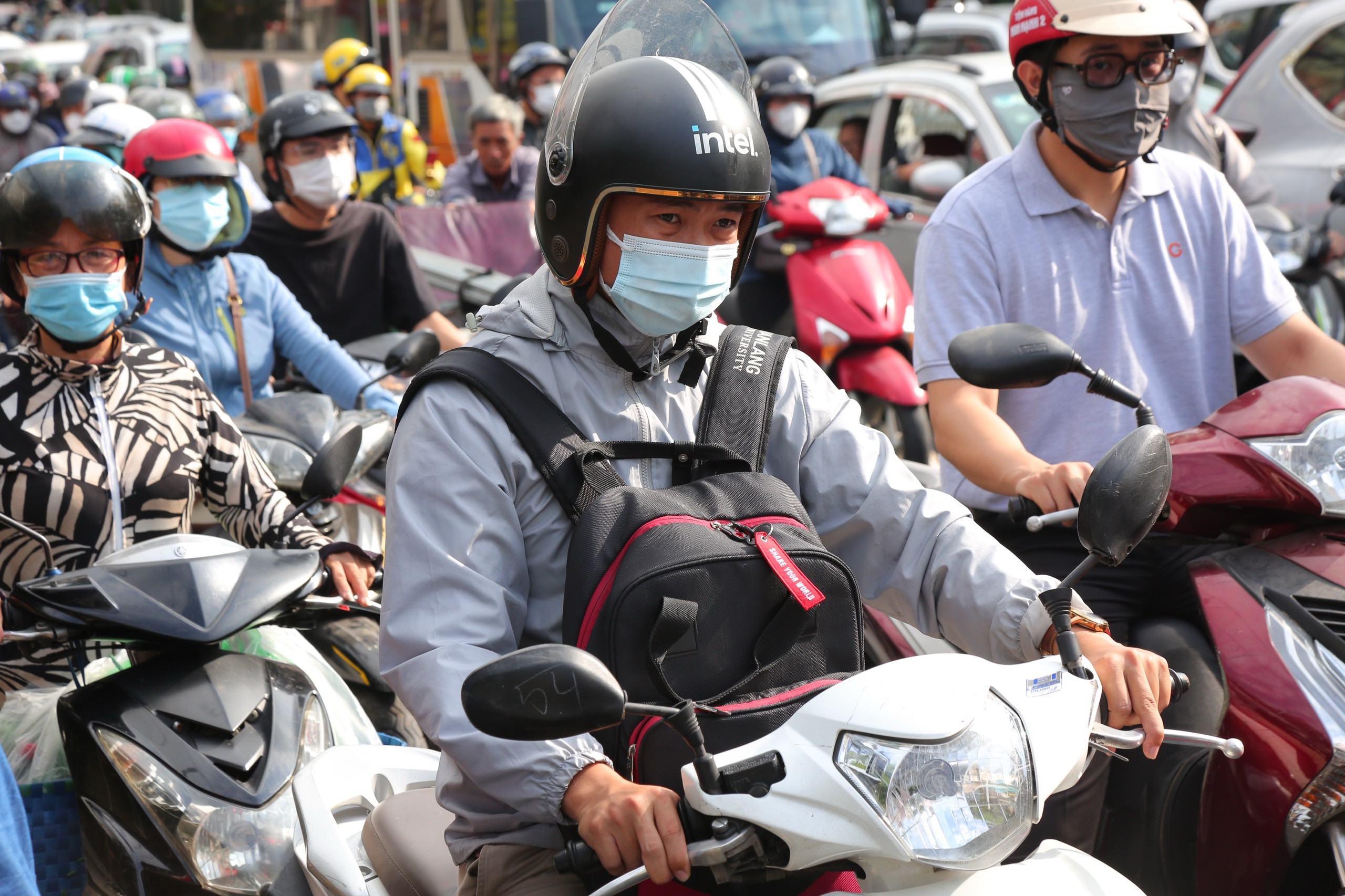 Dự báo thời tiết TP.HCM hôm nay 15/5: Nhiệt độ giảm, chỉ số tia UV cao