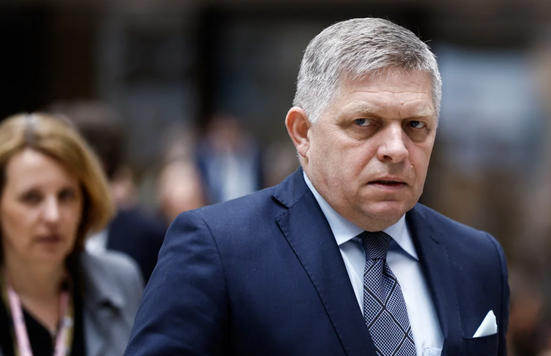 Bị bắn, Thủ tướng Slovakia nguy kịch 