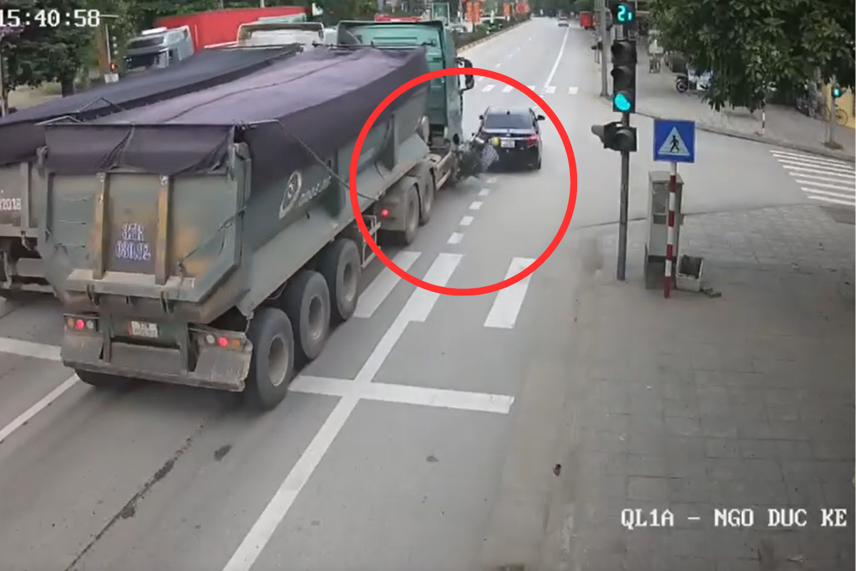 Thầy giáo có nồng độ cồn, lái xe vượt ẩu hất người đi xe máy ngã vào đầu xe ben