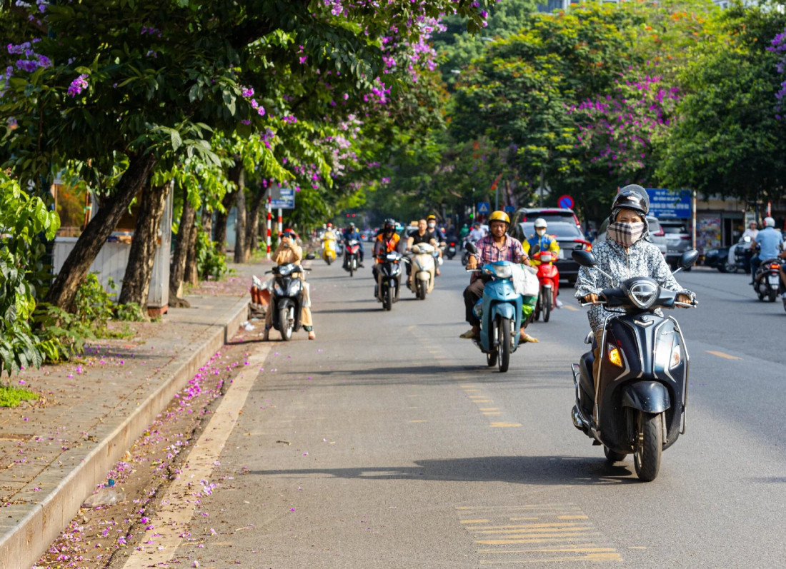 Dự báo thời tiết ngày mai 17/5: Bắc Bộ ngày nắng, Nam Bộ chiều và tối mưa dông