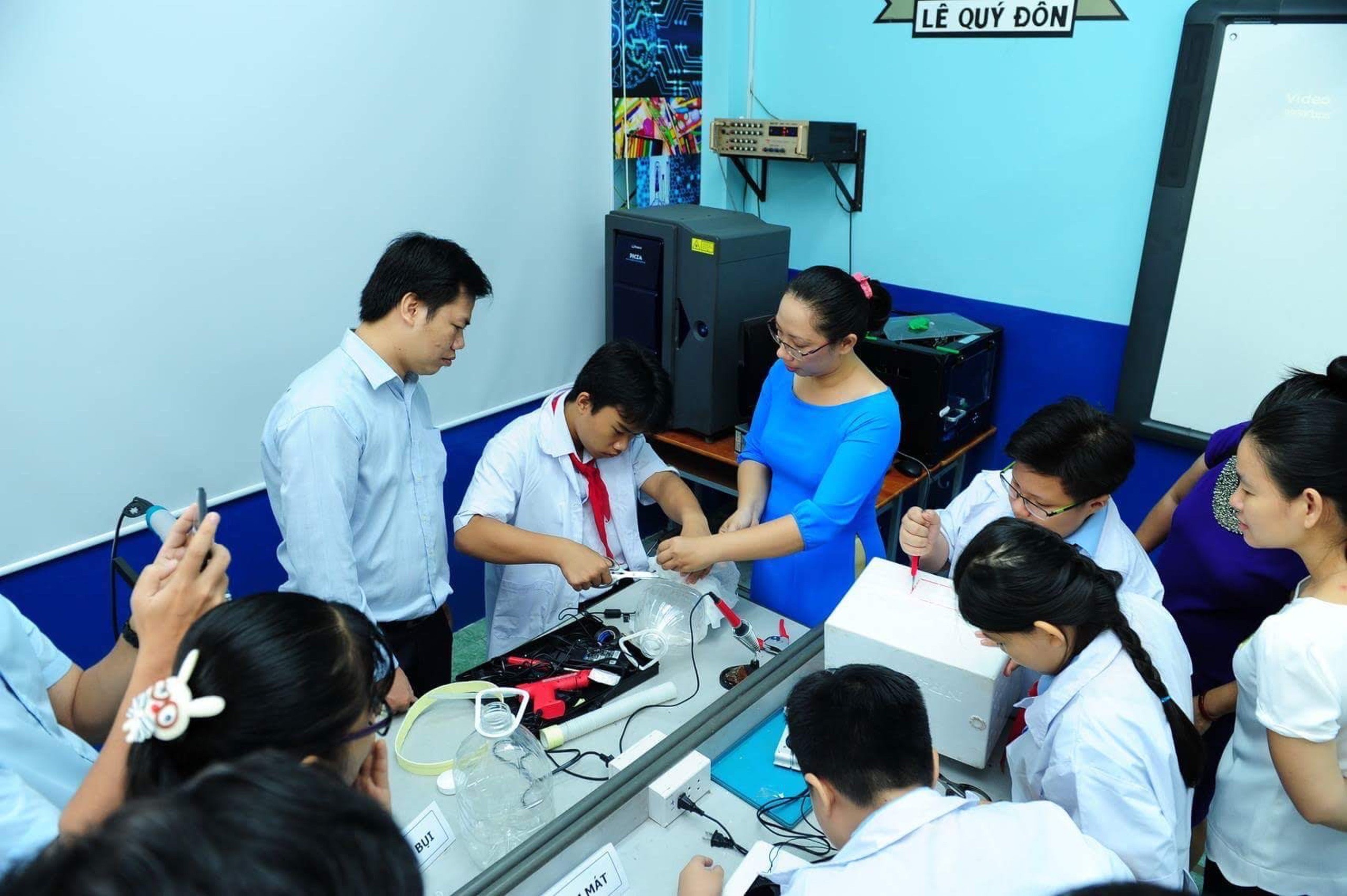 Giáo viên sẽ được ưu tiên xếp mức lương cao nhất