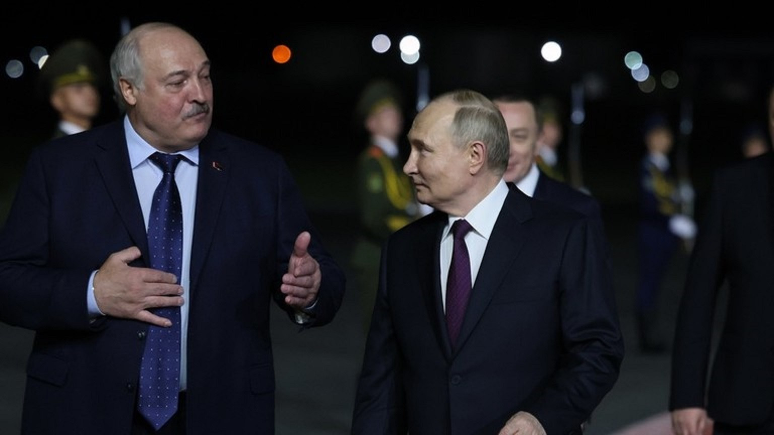 Ông Putin thảo luận 'giai đoạn thứ hai' tập trận hạt nhân với Belarus