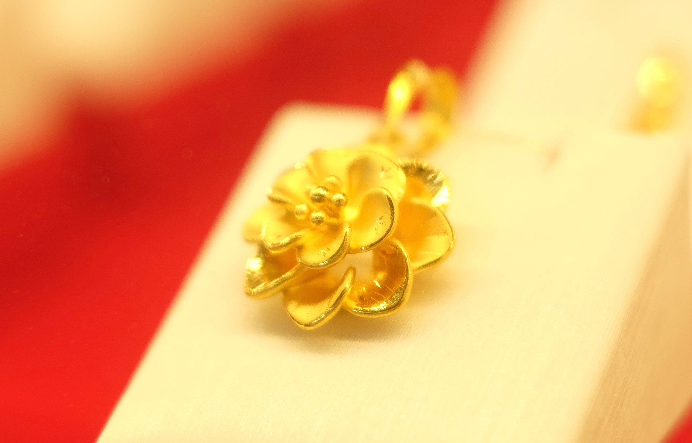 Giá vàng hôm nay 25/5: Tăng nhẹ, kết thúc chuỗi ngày giảm 