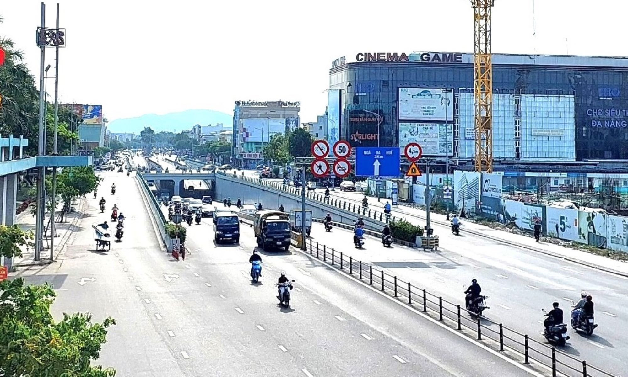 Thế nào là đi sai làn đường?