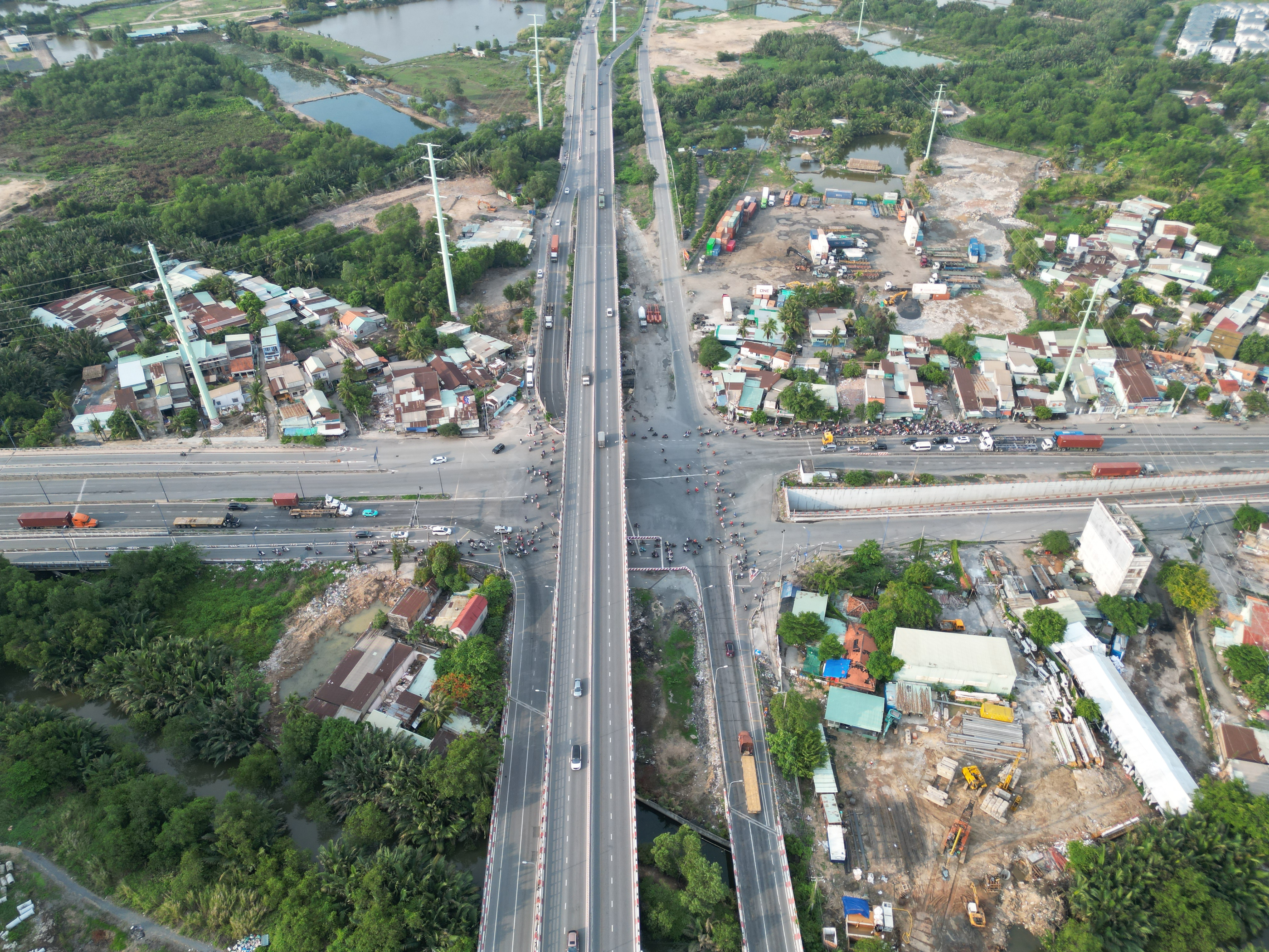 Tái khởi động dự án nút giao 3 tầng giảm ùn tắc ở cửa ngõ phía Đông TP.HCM