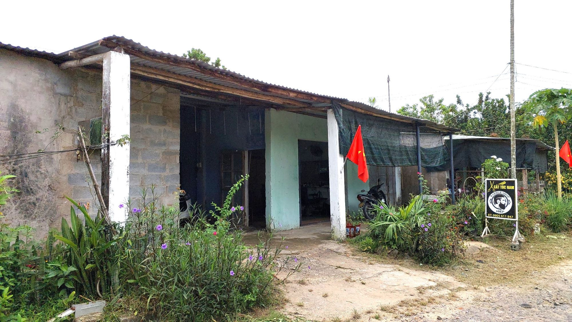 Dự án khu công nghiệp trên giấy, dân chịu cảnh sống ‘treo’