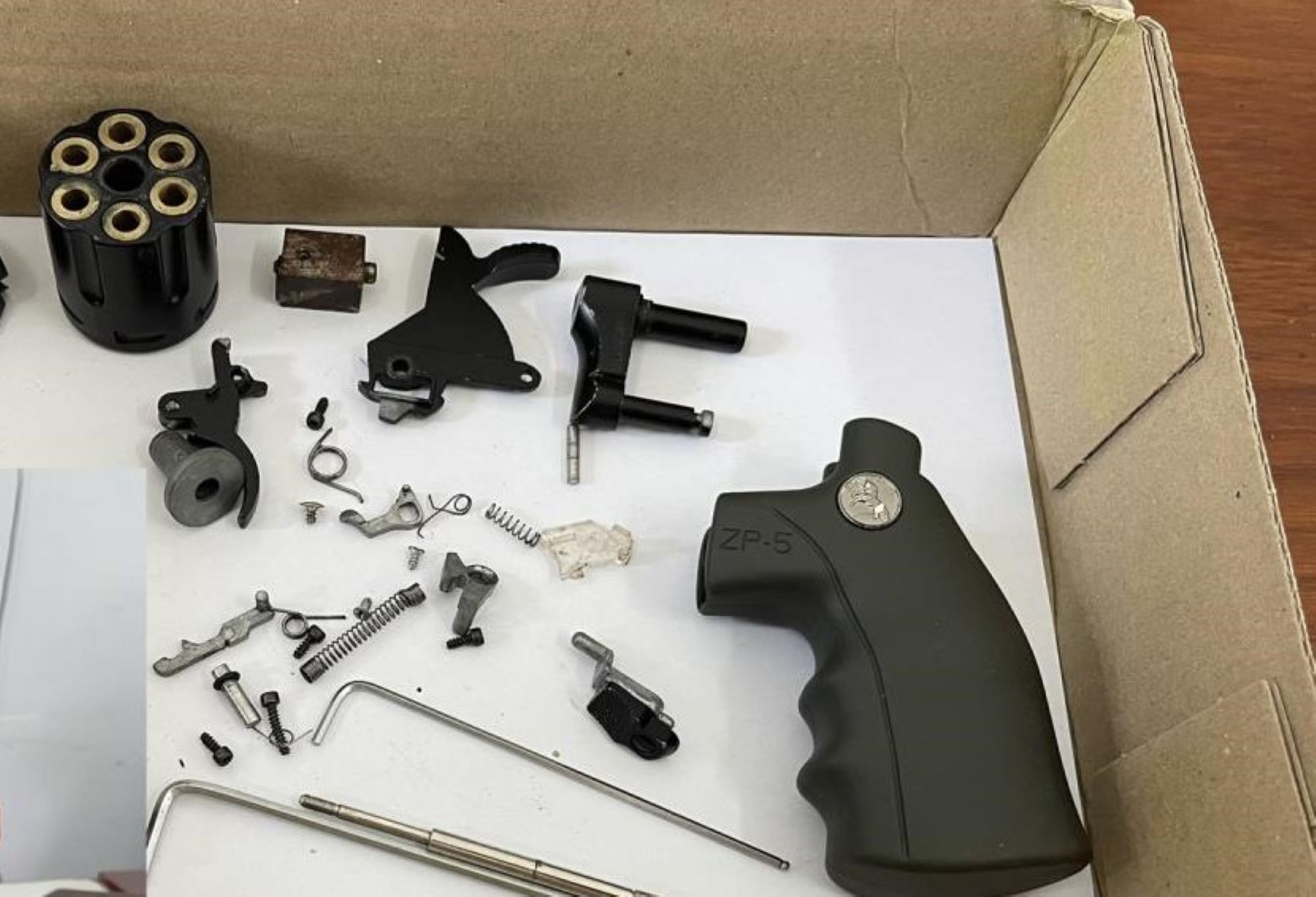 Mâu thuẫn trên bàn rượu, nam thanh niên ở Đà Nẵng vác súng bắn bạn