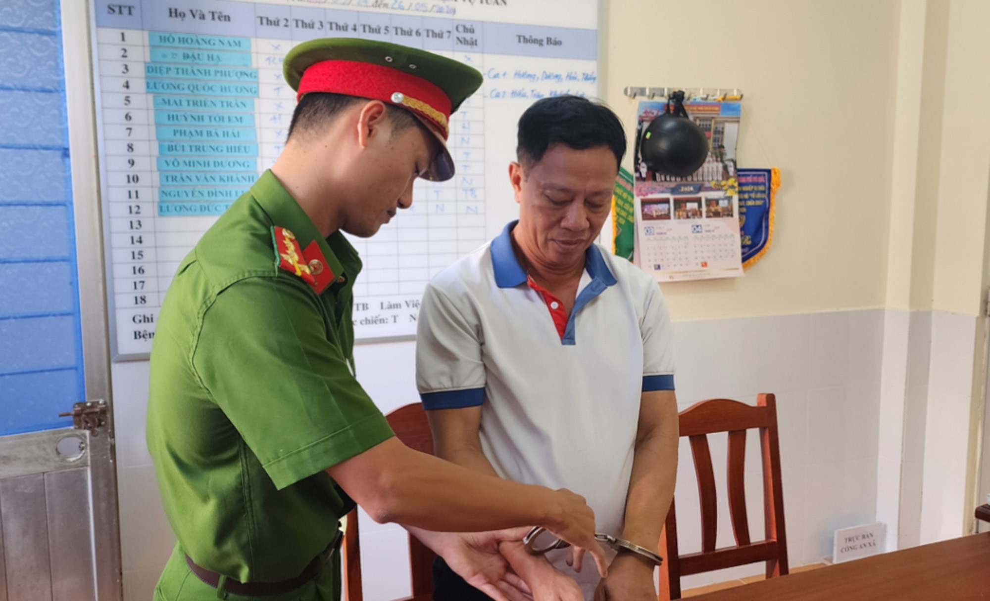 Bắt giam nguyên Chủ tịch xã và cán bộ địa chính ở TP Phú Quốc