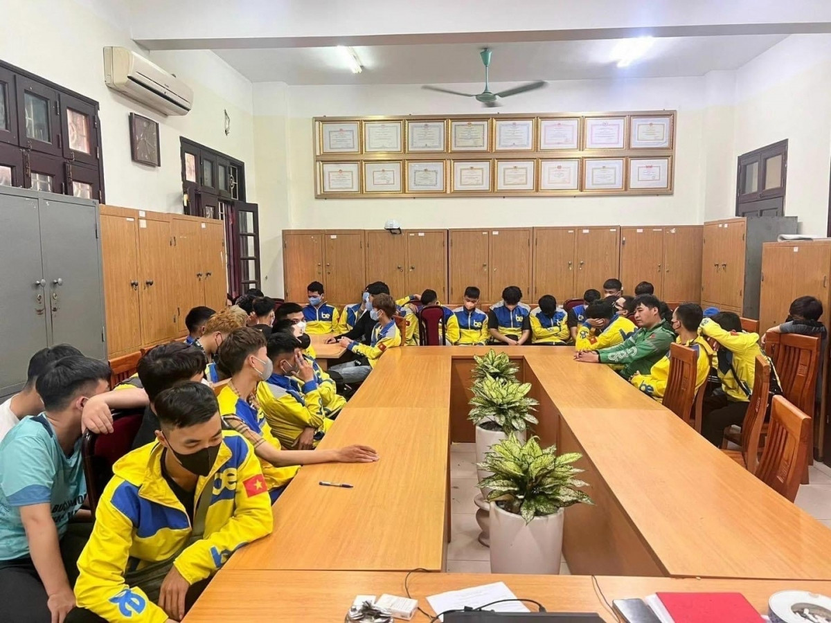 Triệu tập 100 tài xế Be tụ tập gây náo loạn ở Hà Nội