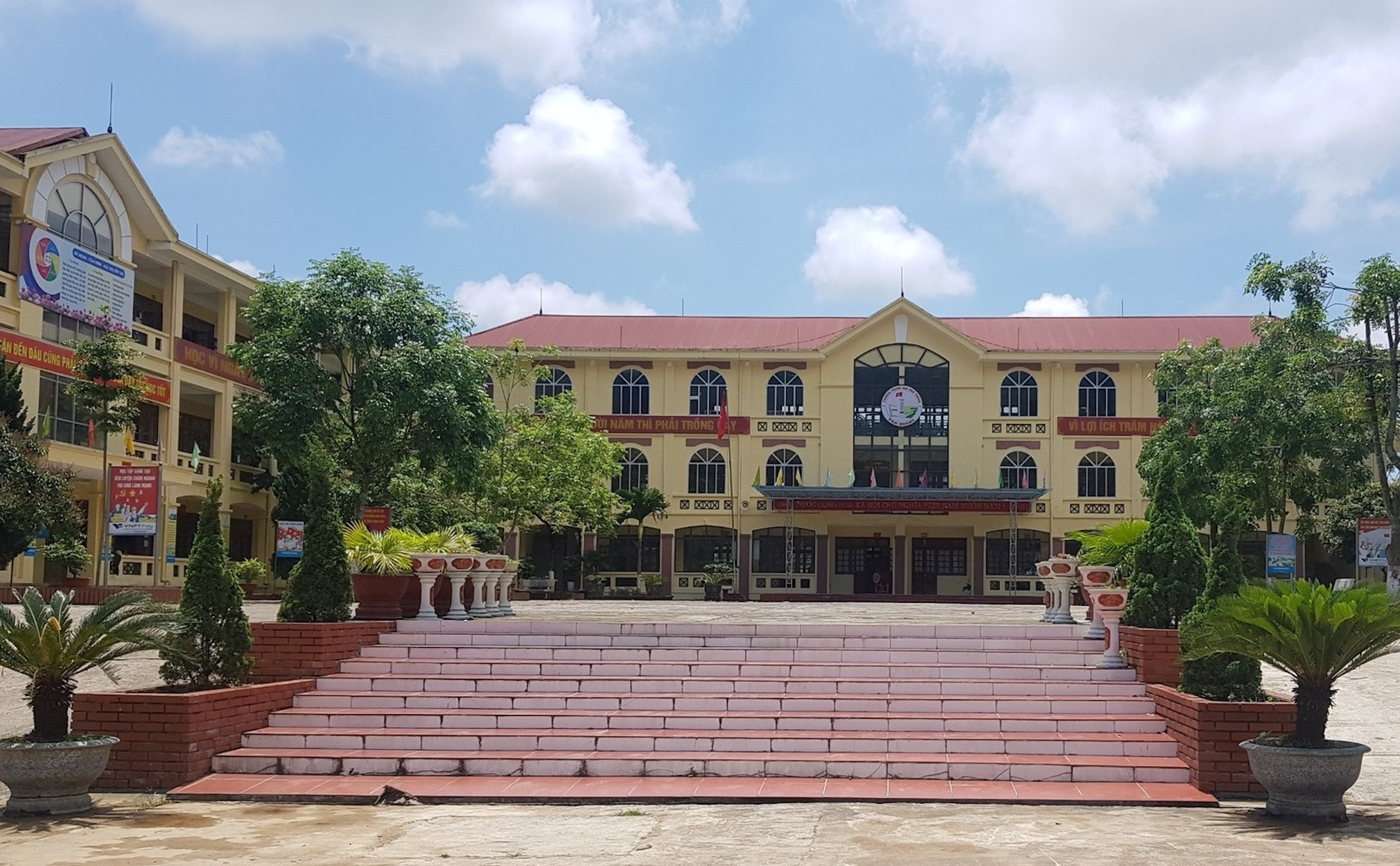 Thêm một trường ở Hà Giang ghi nhận việc thu tiền 'hỗ trợ giám thị' coi thi THPT