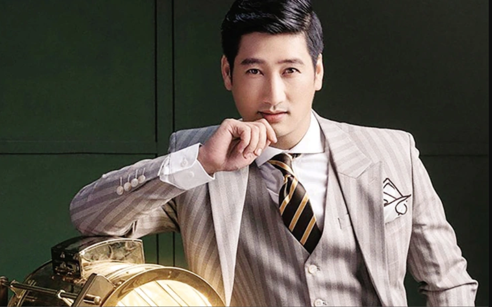 Nam nghệ sĩ ưu tú đang gây chú ý bởi chuyện tình cảm với bạn gái mới là ai?