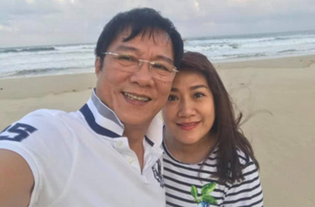 NSND Trọng Trinh lần đầu khoe con trai cả và kể lại mối tình với vợ kém 16 tuổi