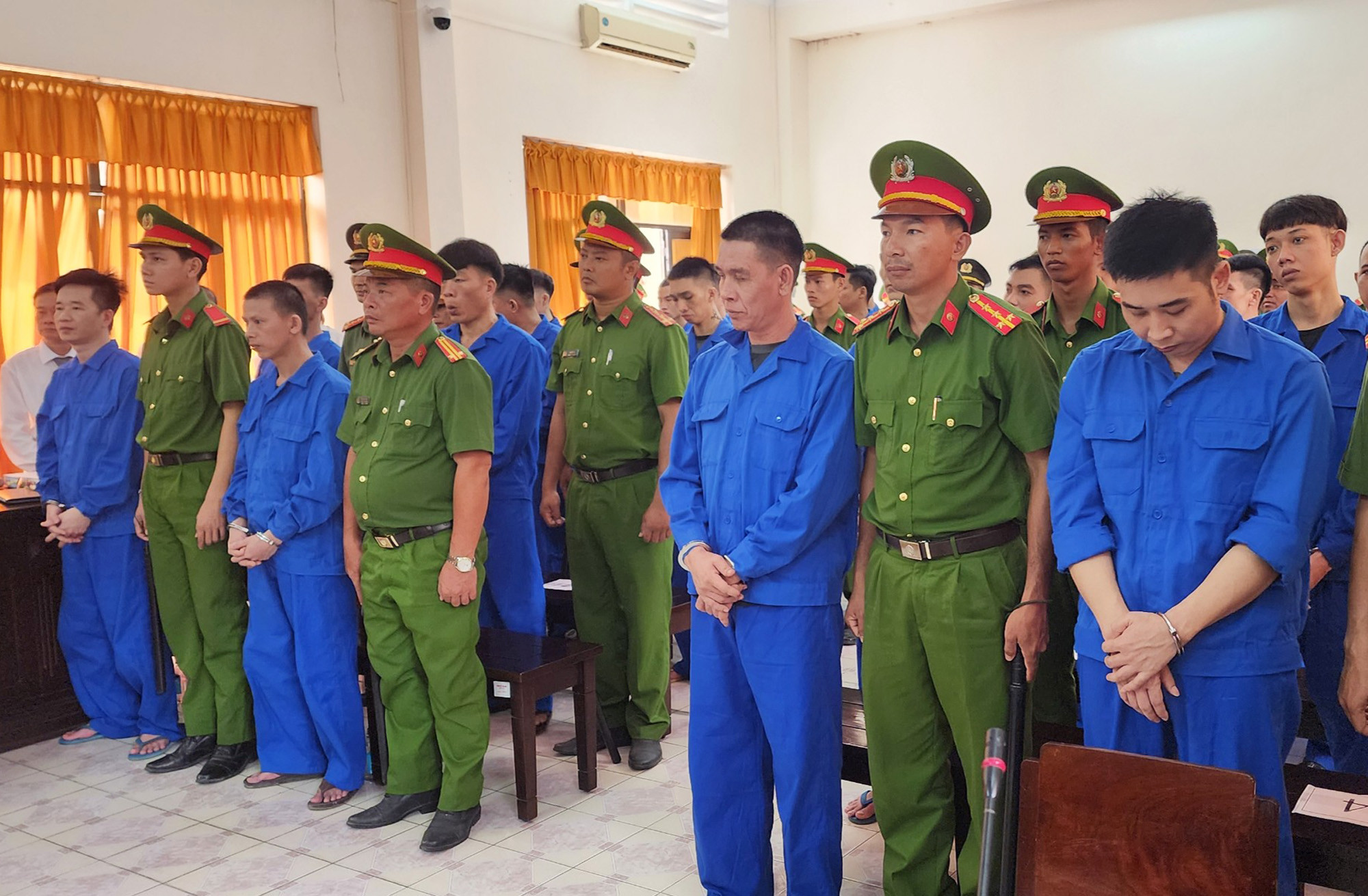 Giang hồ nổ súng, 2 người chết ở Phú Quốc: Tuyên 1 án tử hình, 2 án chung thân