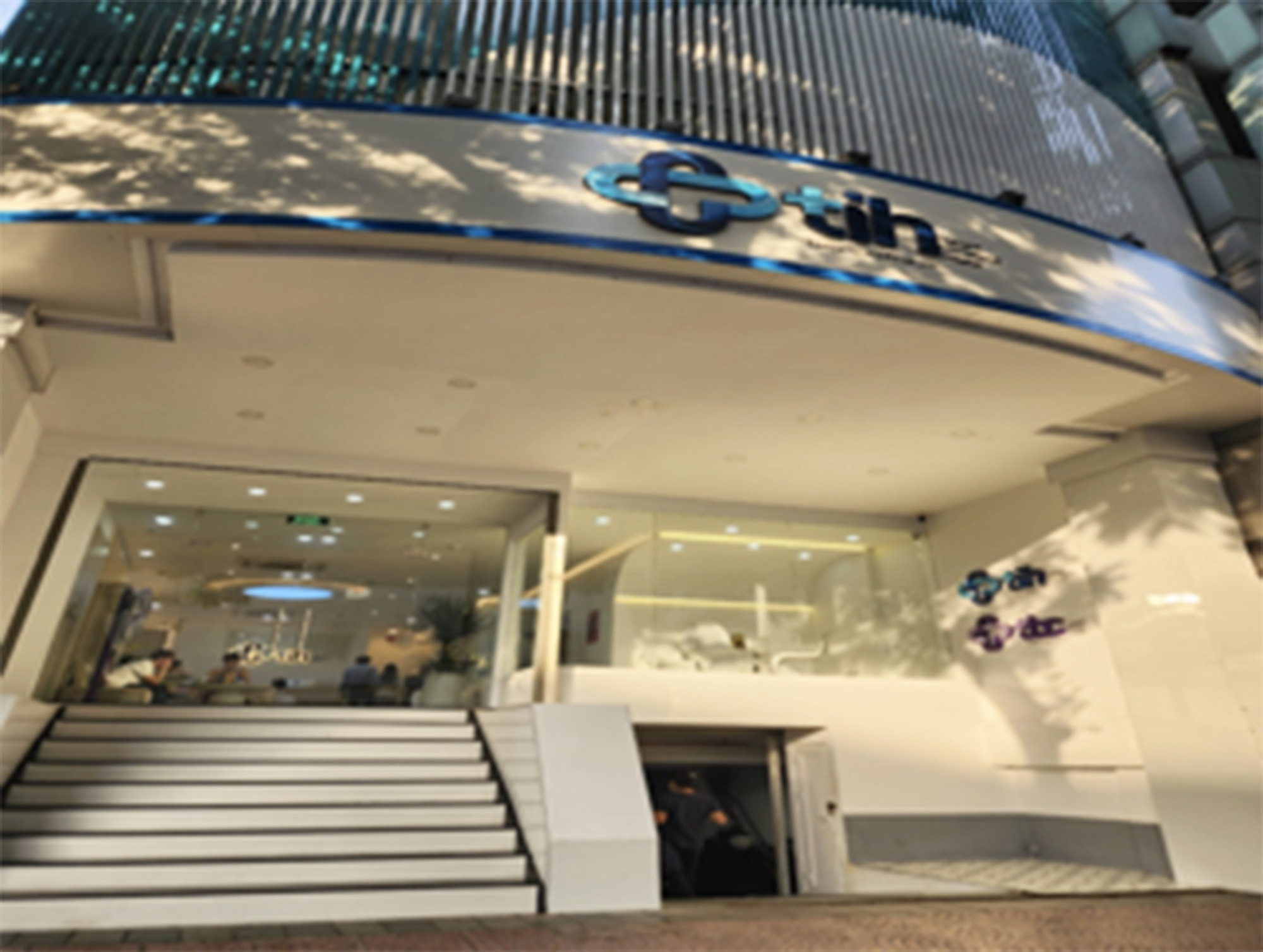 Tử vong sau nâng mũi: Yêu cầu phòng khám Thailand Hospital tạm ngưng dịch vụ