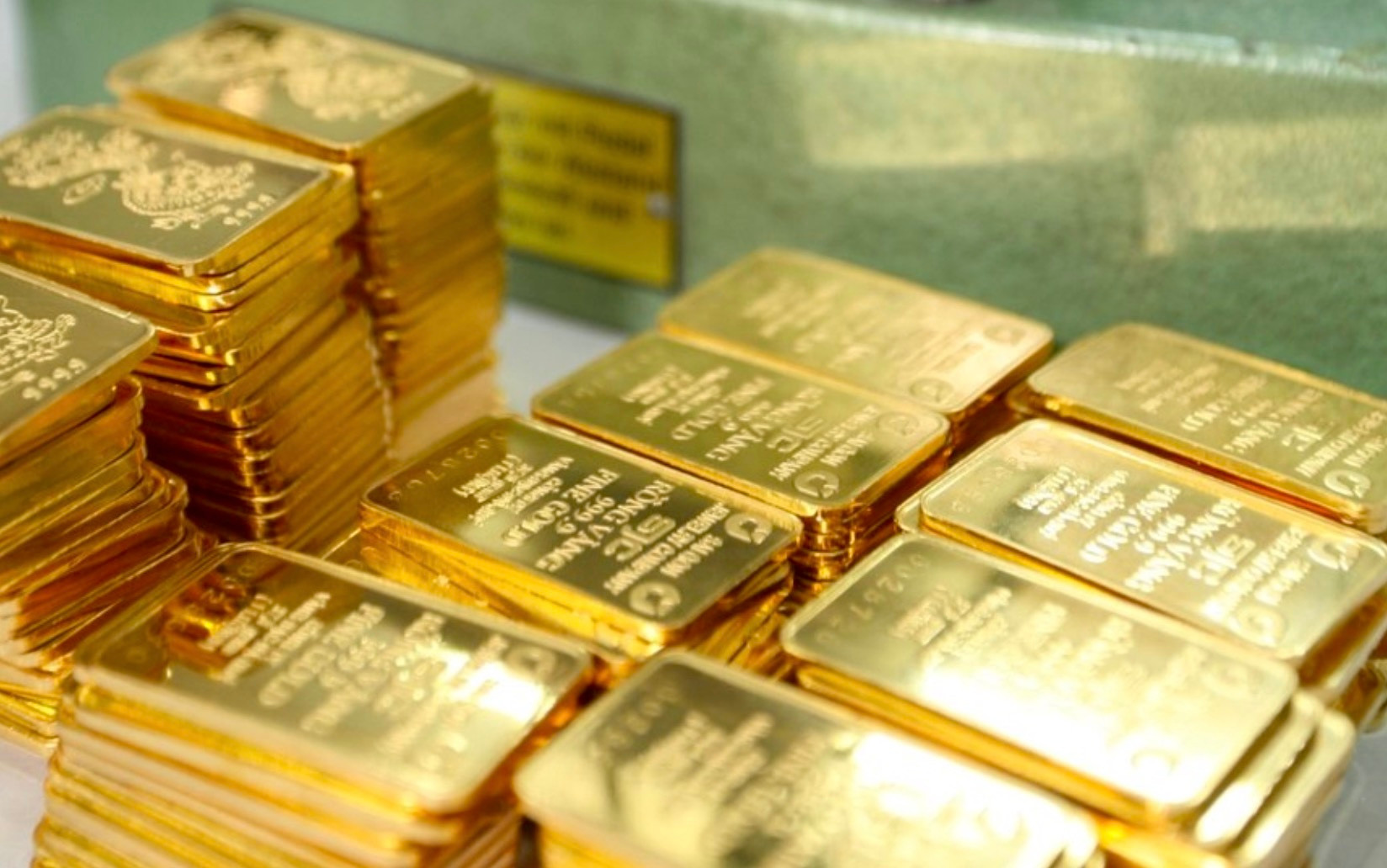 Ngân hàng Nhà nước giảm giá bán vàng xuống 75,98 triệu đồng/lượng