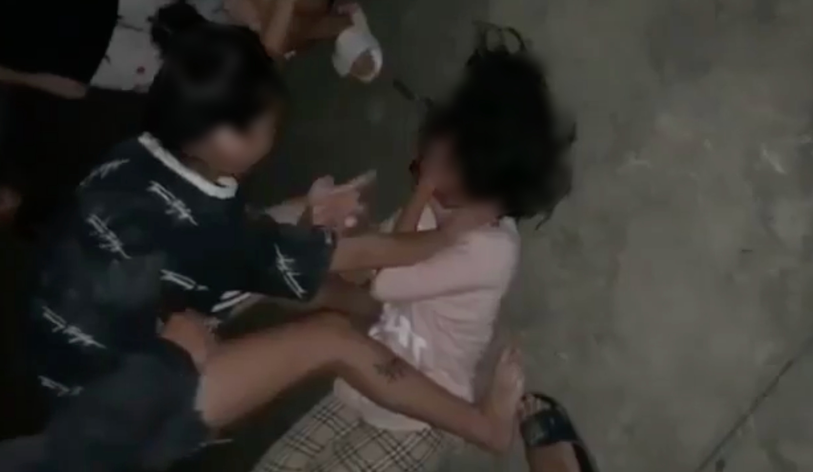 Công an vào cuộc vụ bé gái bị đánh ở công viên tại TP.HCM